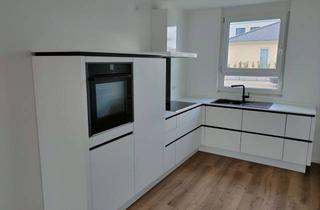 Wohnung mieten in Kantstraße 20b, 78199 Bräunlingen, Neubau-Reihenhaus mit eigenem Grundstück in Feldrandlage