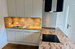 Wohnung mieten in Mainstraße 18, 47051 Altstadt, +++ Altbauliebhaber aufgepasst! Wunderschöne Wohnung mit Einbauküche im beliebten Wasserviertel +++