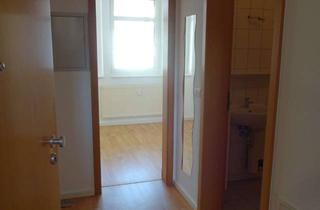 Wohnung mieten in Kölledaer Straße, 99610 Sömmerda, Top Lage 2-Zimmer-Wohnung mit Aufzug und Balkon