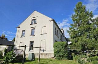 Wohnung mieten in Waldheimer Straße, 09648 Mittweida, Großzügige 5 Zimmer mit Laminat und Wannenbad mit Fenster in guter Lage!
