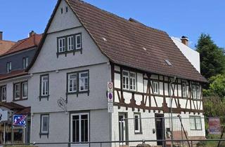 Haus kaufen in 64711 Erbach, Mitten in Erbach - Fachwerkhaus mit Gewerbeeinheit