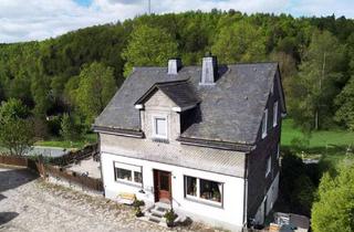 Haus kaufen in 57392 Schmallenberg, / Vermietet am Stadtzentrum mit Blick!