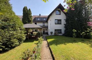 Haus kaufen in Kasseler Str. 31, 37215 Witzenhausen, Großzügiges Ein- bis Zweifamilienhaus mit Gartenidylle, Balkon und Pavillon in WIZ / Hundelshausen