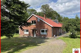 Haus kaufen in 26931 Elsfleth, Kleines Häuschen in Elsfleth-Neuenbrok, mit Werkstattanbau
