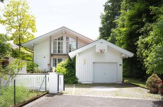 Haus kaufen in 82418 Murnau, Charmantes Einfamilien-Komfort-Haus in sehr schöner Lage von Murnau - Massiver Ziegelbau + Holz