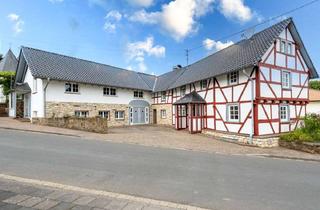 Haus mieten in Suhrstraße 18, 53902 Bad Münstereifel, Einzigartiger Winkelhof für die ganze Familie in Ohlerath