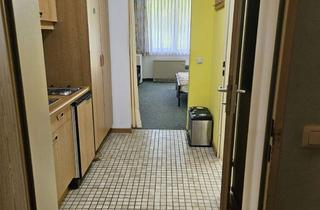 Wohnung mieten in Kleinschwander Straße 20, 92648 Vohenstrauß, Schöne 1-Zimmer-Wohnung mit Balkon und Einbauküche in Vohenstrauß
