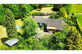 Villa kaufen in 51645 Gummersbach, Einzigartiges Privatanwesen mit stilvoller Bungalow-Villa in Alleinlage