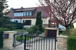 Doppelhaushälfte kaufen in 01809 Dohna, Traumhafte Doppelhaushälfte: 140 m² Wohnkomfort mit Kamin, Garage & Wintergarten mit Fernblick