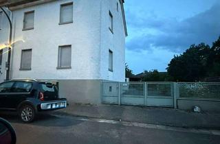 Haus mieten in Hochstädter Straße, 63477 Maintal, Familienfreundliches Zuhause mit Charme: Hübsches 2 Parteien-Haus mit großem Garten, Garage und Hof