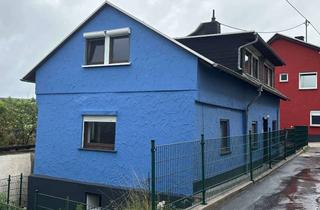 Haus mieten in Feldstraße, 65321 Heidenrod, Freundliches und saniertes 4-Raum-Einfamilienhaus in Heidenrod