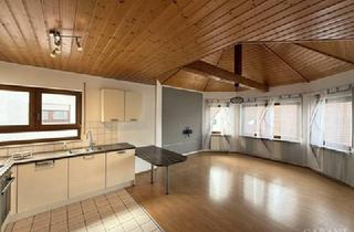 Wohnung kaufen in 74392 Freudental, Ein ganz anderes Wohngefühl: Hell und offene Maisonette mit viel Charme!