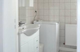 WG-Zimmer mieten in Pfluggasse, 89522 Heidenheim, Zimmer in 4er Studenten- WG in Heidenheim Stadtmitte frei ab 01.10.2025/ 380€