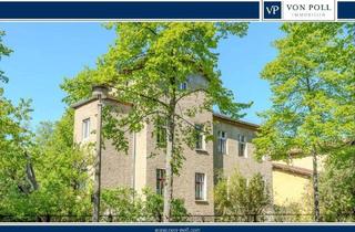 Einfamilienhaus kaufen in 13156 Berlin, Berlin - Pankow - Herrschaftliches Anwesen für Ihre Großfamilie mit Wohnküche, Balkon und sieben Zimmern!