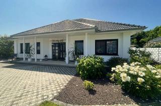 Einfamilienhaus kaufen in Zum Luppedamm 3, 04435 Schkeuditz, Schkeuditz/ Kleinliebenau - Einziehen & Wohlfühlen: Familienidyll mit Pool, Erdwärme und 3 Garagen bei Leipzig