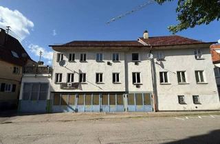 Mehrfamilienhaus kaufen in 72574 Bad Urach, Bad Urach - Bad Urach: Zwei Häuser mit Potenzial - auch einzeln zu erwerben