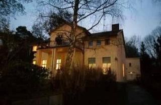 Villa kaufen in Straße 12, 13469 Berlin, Berlin - Schicke Villa mit den separaten Hofgebeude