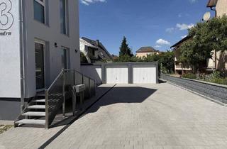 Wohnung kaufen in Dr. Schmitt-Strasse 3, 91315 Höchstadt, Höchstadt a. d. Aisch - REDUCED ! Erstbezug 4-Zimmer Wohnung +1.OG + Lift+ Garage +Keller+Stellplatz