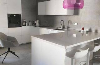 Wohnung kaufen in Schiefersee 2, 71364 Winnenden, Winnenden - Neuwertige, provisionsfreie 3,5-Zimmer-Wohnung mit zwei Loggien