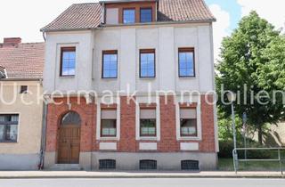 Mehrfamilienhaus kaufen in Templiner Straße 8, 17279 Lychen, Lychen - Mehrfamilienhaus mit zwei WE in Lychen - Seeblick inklusive