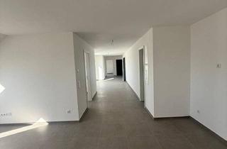 Wohnung kaufen in Reimelstraße 3, 63543 Neuberg, Neuberg - RESERVIERT! schöne 4 Zimmer Dachgeschosswohnung mit Balkon zu verkaufen! 5 % Rabatt bis 31.05.2025!