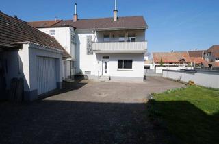 Doppelhaushälfte kaufen in 76351 Linkenheim-Hochstetten, Linkenheim-Hochstetten - Großzügige DHH (renovierungsbedürftig) mit Hof, Garage, Scheune, Schuppen und Garten!