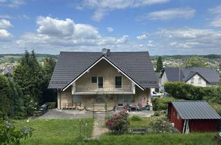 Wohnung kaufen in Löher Weg 20, 51545 Waldbröl, Großzügige DG-Wohnung mit Potenzial: Stellplatz, Ausbaureserve & fairer Preis!