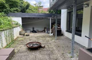 Wohnung mieten in Heinrich-Rorbeck-Weg 22, 73614 Schorndorf, Stilvolle, sanierte 2,5-Zimmer-Terrassenwohnung mit Balkon und EBK in Schorndorf