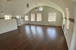 Lofts mieten in Hauptstraße 30, 97294 Unterpleichfeld, Außergewöhnliche Loftwohnung ab sofort zu vermieten in 97294 Unterpleichfeld