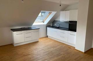 Wohnung mieten in 91336 Heroldsbach, Neuwertige 2-Raum-Dachgeschosswohnung mit Balkon und Einbauküche in Heroldsbach