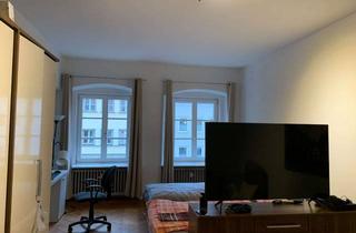 WG-Zimmer mieten in 87600 Kaufbeuren, Geräumiges Zimmer in sanierter Altbauwohnung in der Innenstadt