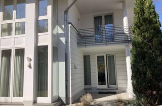 Villa kaufen in 33332 Gütersloh, Geräumige, neuwertige 8-Zimmer-Villa mit luxuriöser Innenausstattung in Gütersloh