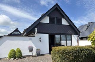 Haus kaufen in 23779 Neukirchen, Charmantes Ferienhaus in Strandnähe