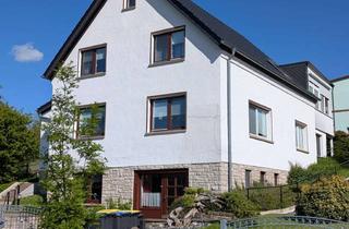 Einfamilienhaus kaufen in 06682 Teuchern, Geräumiges, günstiges und modernisiertes 11-Zimmer-Einfamilienhaus mit geh. Innenausstattung