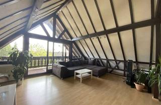 Wohnung mieten in Im Alten Ort 11, 51597 Morsbach, Gepflegte 2,5-Zimmer-Dachgeschosswohnung mit Balkon und Einbauküche in Morsbach