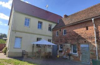 Haus kaufen in Weinbergstraße 14, 06925 Prettin, PROVISIONSFREI-2-Familienhaus und 230 qm NF, 200 m² Wohnfläche + 5 Garagen, Garten, 7,5% Rendite