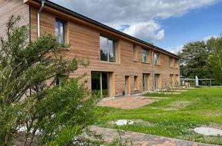 Wohnung kaufen in Seestrasse 17a, 16775 Großwoltersdorf, Außergewöhnliche, ökologisch gebaute Eigentumswohnungen im schönen Altglobsow. Bezugsbereit