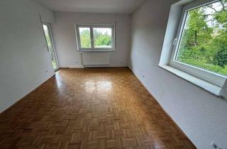Wohnung kaufen in 90552 Röthenbach, Ruhige Lage, 4-Zi-ETW mit Balkon und großen Garten ca. 80 m² , 1 Garage