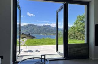 Wohnung kaufen in 83684 Tegernsee, Blick über den Tegernsee mit Garten und Terrasse!