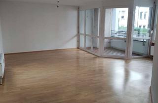 Wohnung kaufen in 74081 Sontheim, Sehr helle, freundliche 4-Raum-Wohnung mit EBK und Balkon in Heilbronn