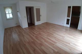Wohnung mieten in 87437 Kempten, 1,5-Zimmer-Erdgeschosswohnung mit Terrasse und separater Einbauküche in Kempten