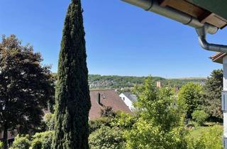 Wohnung mieten in 97199 Ochsenfurt, Erstbezug nach Sanierung mit EBK und Terrasse: Außergewöhnliche 4,5-Zimmer-Wohnung in Ochsenfurt