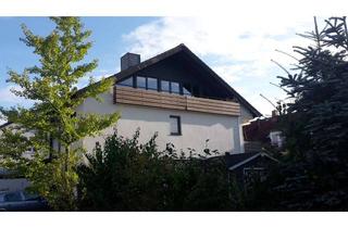 Wohnung mieten in 65779 Kelkheim, Stilvolle, vollst. renovierte 2,5-Zimmer-Dachgeschosswohnung mit gehobener Innenausstattung mit EBK
