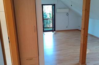 Wohnung mieten in Trackertweg, 69124 Kirchheim, 2,5-Zimmer Dachgeschosswohnung in Heidelberg mit 75 qm