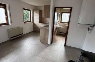 Wohnung mieten in Riedstr. 20, 75382 Althengstett, Renovierte 2 Zimmer ELW mit Terrase, EBK, Holzkaminofen sowie Einzelgarage in Althengstett
