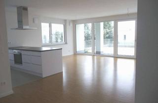 Wohnung mieten in Am Hahnenweg 29a, 96049 Bamberg, Stilvolle 4-Zimmer-Erdgeschosswohnung mit gehobener Innenausstattung mit Einbauküche in Bamberg