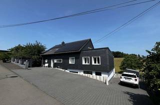 Haus mieten in Oberlandscheid 19, 51399 Burscheid, Großes Haus mit Pool in Burscheid
