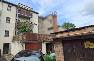 Mehrfamilienhaus kaufen in 07768 Kahla, Mehrfamilienhaus mit Grundstück und Garagen in der Altstadt