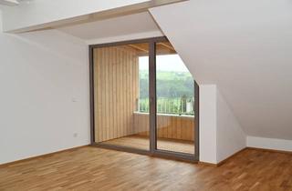 Wohnung kaufen in 87452 Altusried, Exklusive 2 Zimmer Dachgeschoß Wohnung mit Loggia