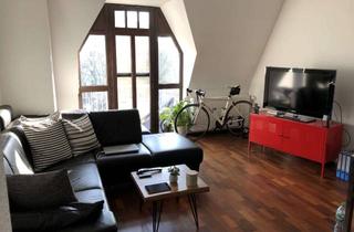 Wohnung kaufen in Römerstraße 16, 53111 Bonn, Zentral. Licht. Dachgeschoss – 2 Zimmer mit Flair und Ausblick